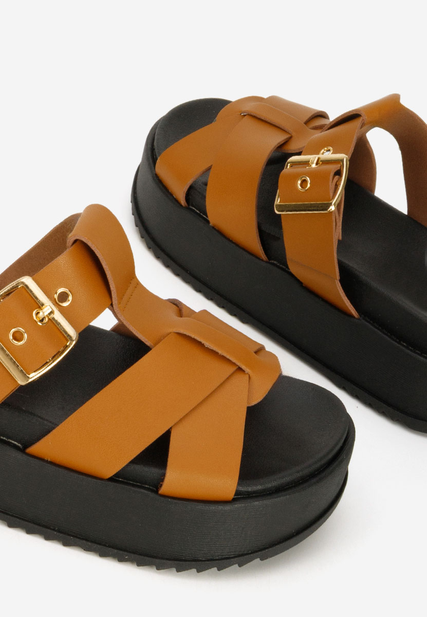 Papuci cu platformă Inaria camel