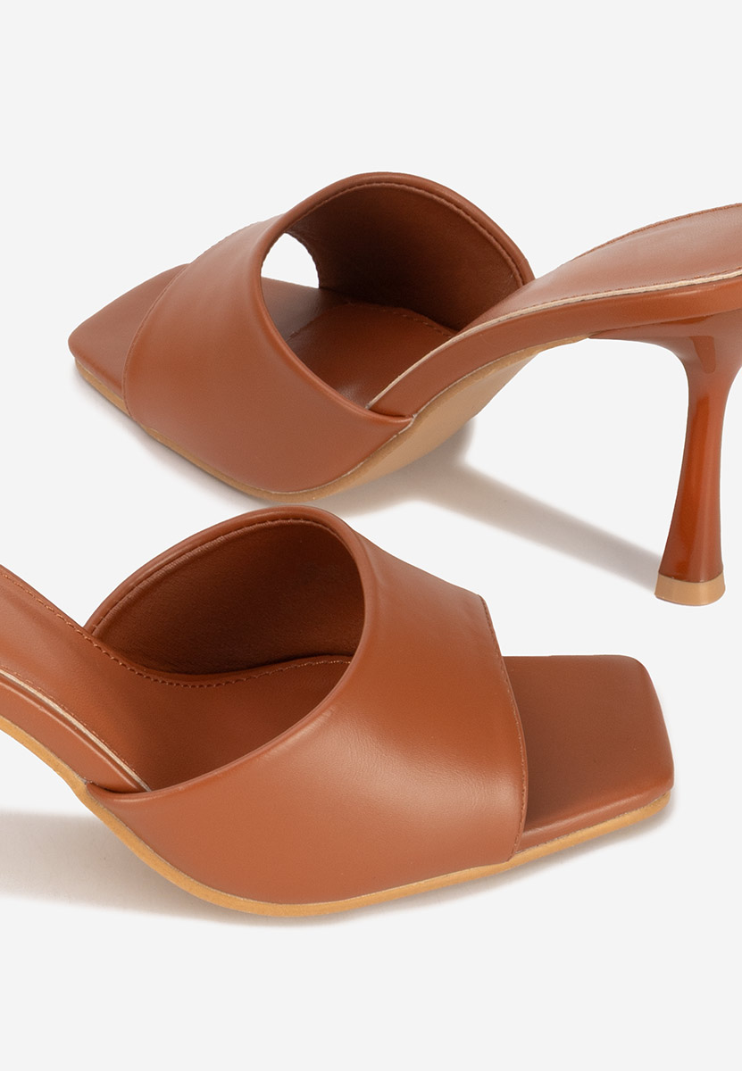 Papuci cu toc Eliseia V2 camel