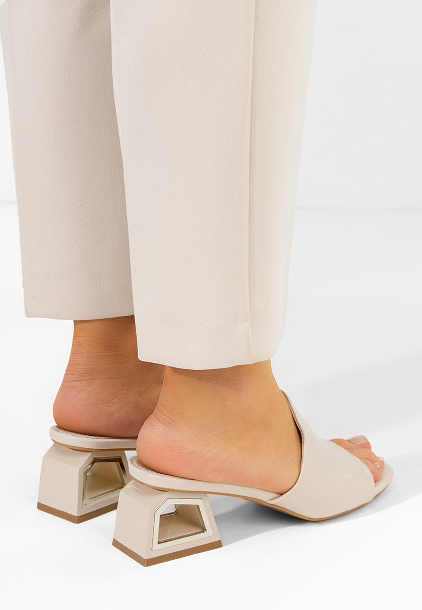 Papuci cu toc gros Alesandria bej