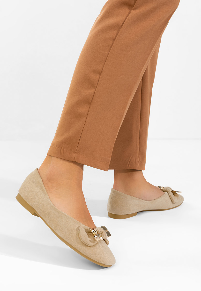 Balerini dama Bethania kaki