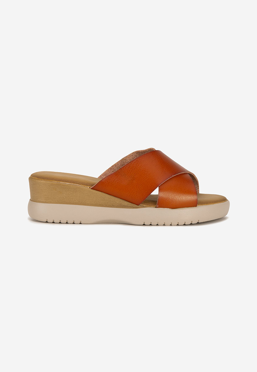 Papuci cu platformă Jadie camel