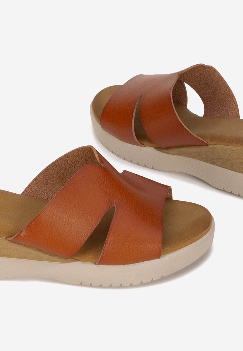 Papuci cu platformă Miriay camel