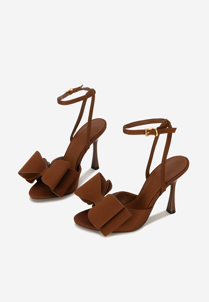 Sandale elegante cu toc Viviene maro