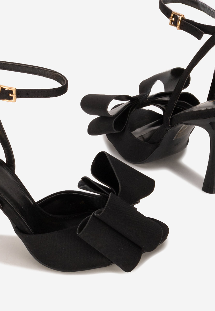 Sandale elegante cu toc Viviene negre
