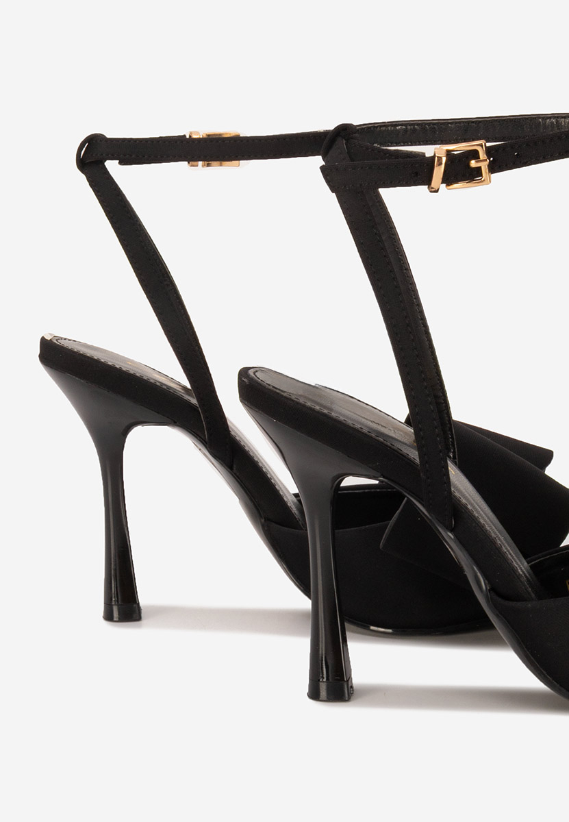 Sandale elegante cu toc Viviene negre
