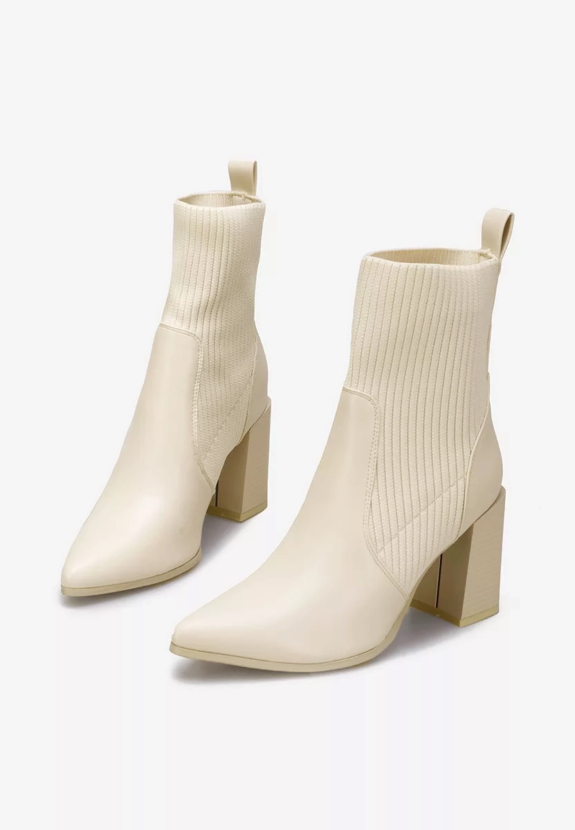 Botine cu toc gros bej Vinuele