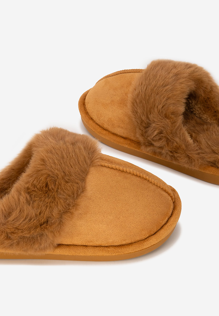 Papuci de casa pufosi Krinia camel